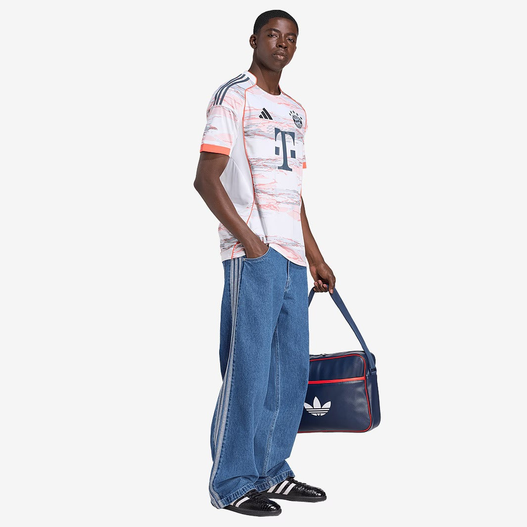 Camisa adidas Bayern de Munique 2025/26 II Torcedor