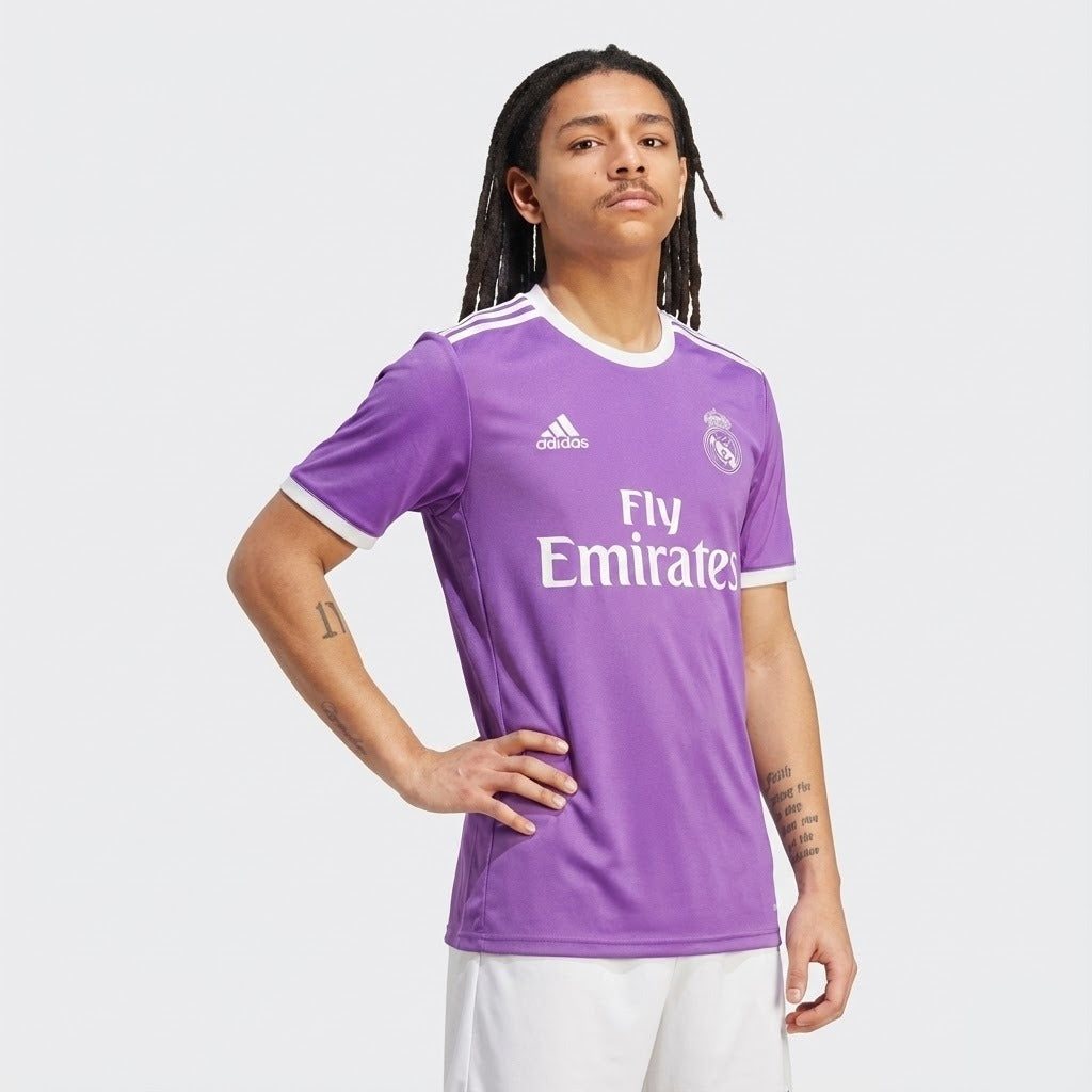 Camisa Retrô Real Madrid 2017/18 III